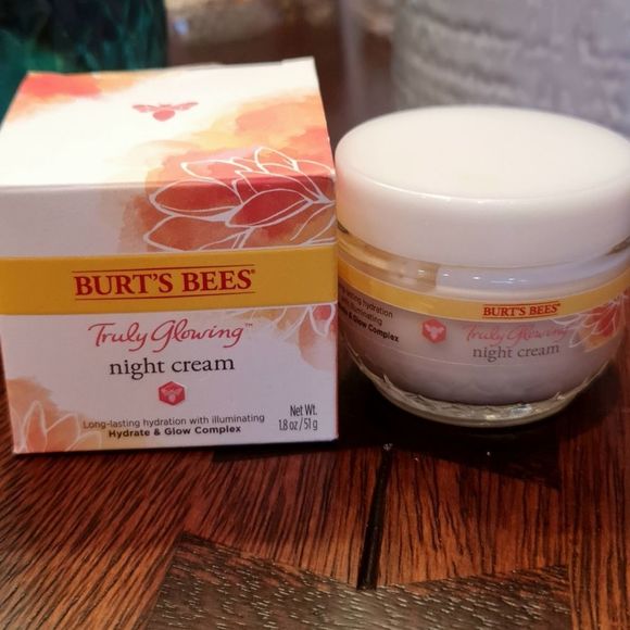 Burt's Bees - Truly Glowing Night Cream